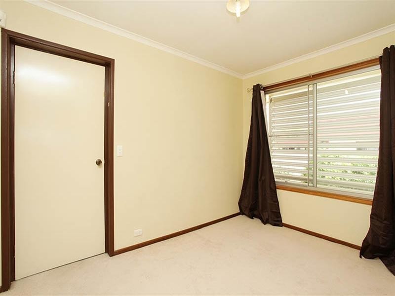 136 Sapphire Street, Holland Park QLD 4121