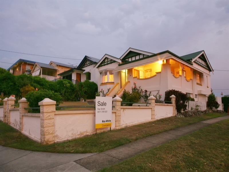 25 Curd Street, Greenslopes QLD 4120