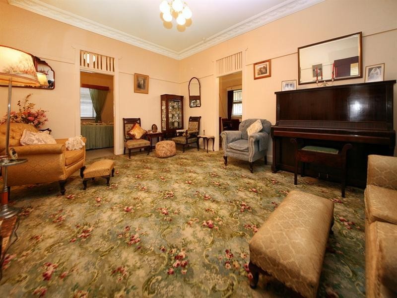 25 Curd Street, Greenslopes QLD 4120