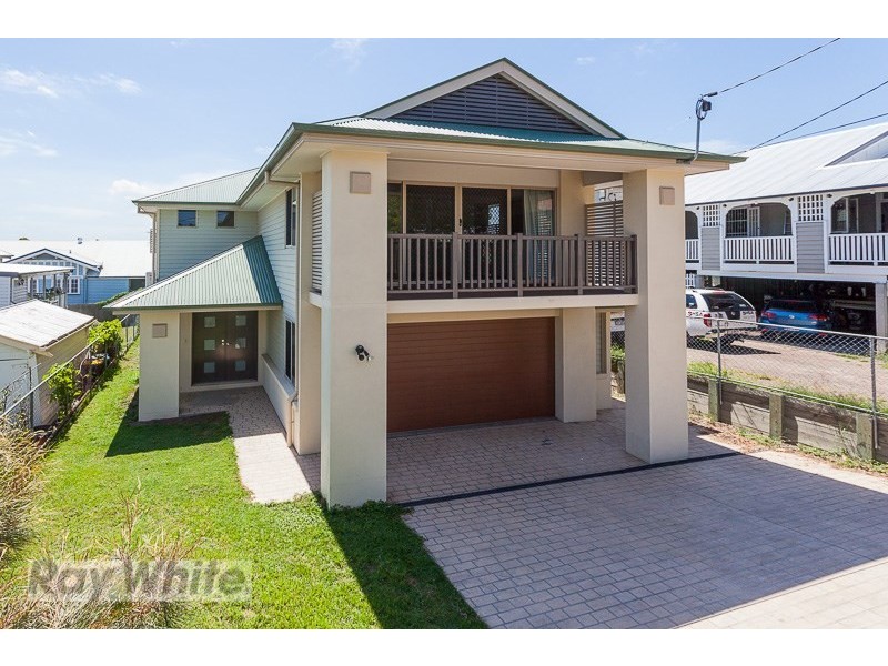 8 Faversham Street, Woolloongabba QLD 4102