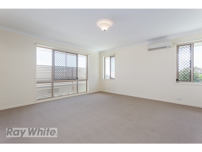 8 Faversham Street, Woolloongabba QLD 4102