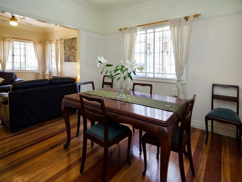 34 Pelham Street, Coorparoo QLD 4151