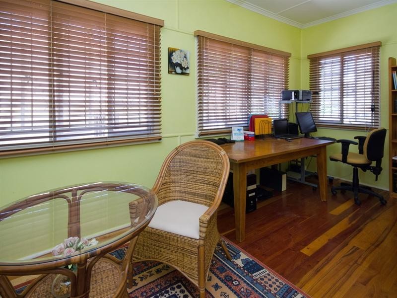 34 Pelham Street, Coorparoo QLD 4151