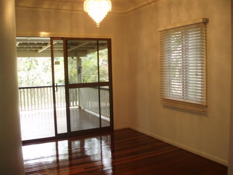 40 Mars Street, Coorparoo QLD 4151
