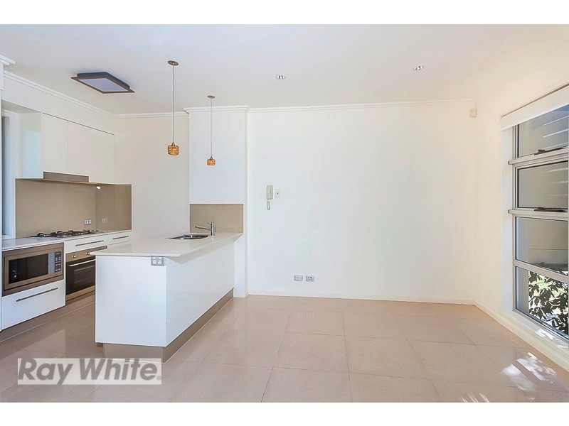 39 Barnes Avenue, Coorparoo QLD 4151