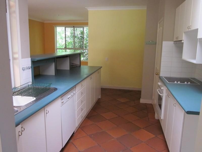 18 Vanessa Court, Camira QLD 4300