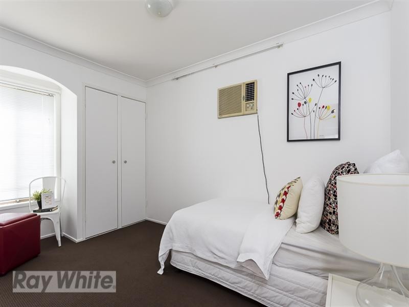 814 Cavendish Road, Holland Park QLD 4121