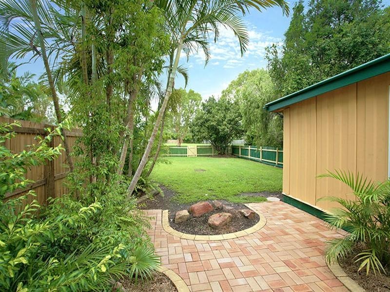 27 Burke Street, Coorparoo QLD 4151