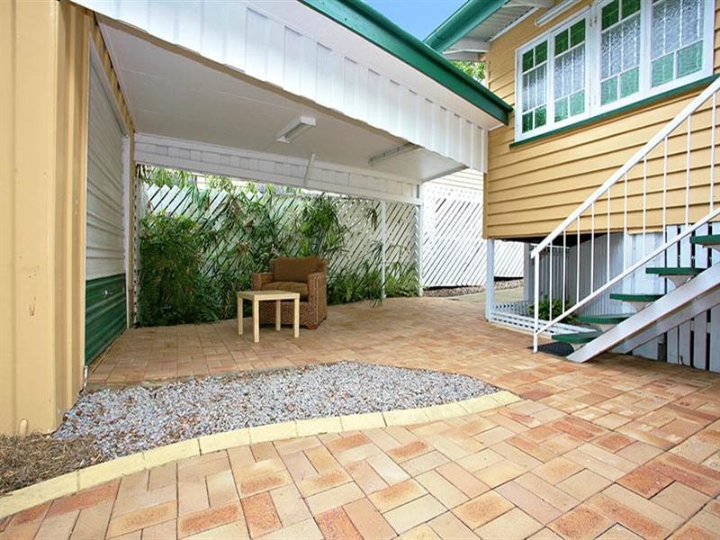 27 Burke Street, Coorparoo QLD 4151