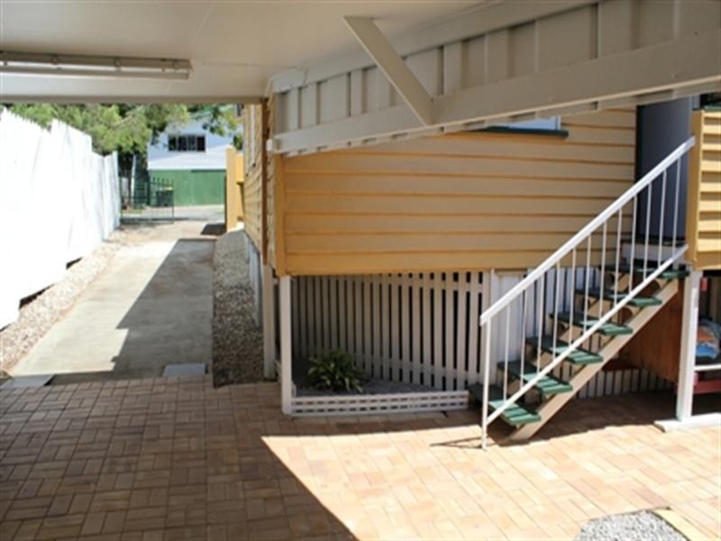 27 Burke Street, Coorparoo QLD 4151