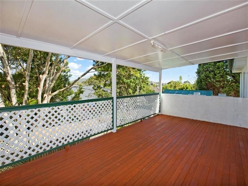 57 Provincial Road, Holland Park QLD 4121