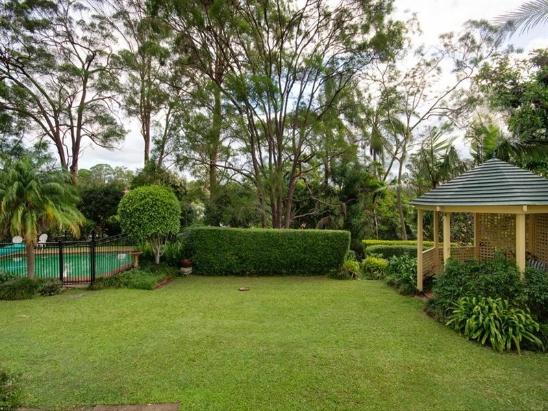 523 Cavendish Road, Coorparoo QLD 4151