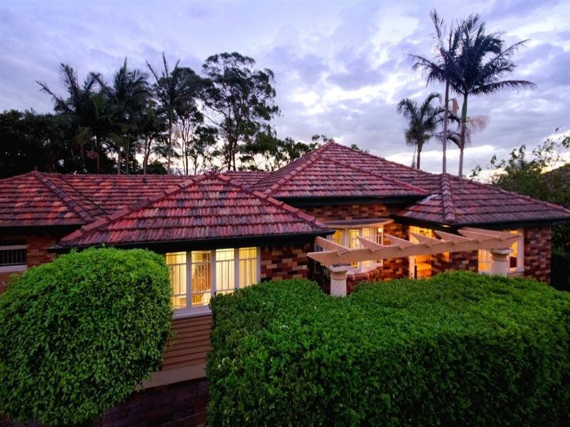 523 Cavendish Road, Coorparoo QLD 4151