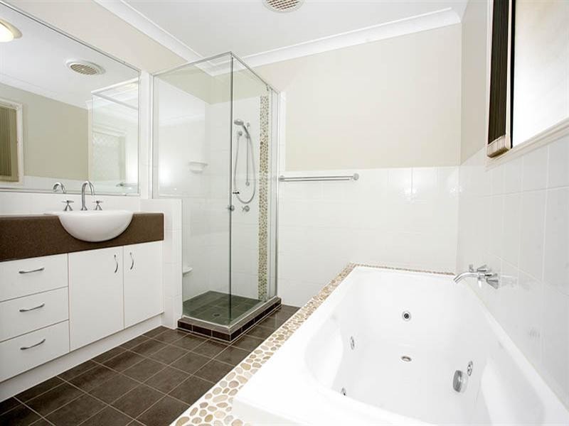 3/57 Dickenson Street, Carina QLD 4152