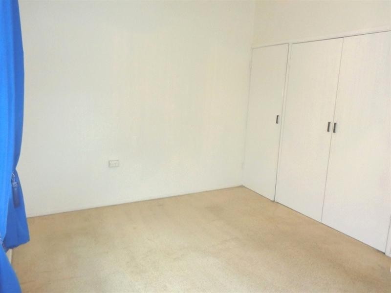 93 Old Cleveland Road, Greenslopes QLD 4120