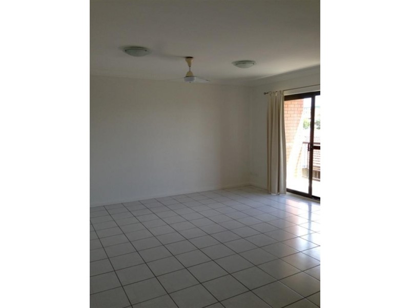 6/6 Nicklin Street, Coorparoo QLD 4151