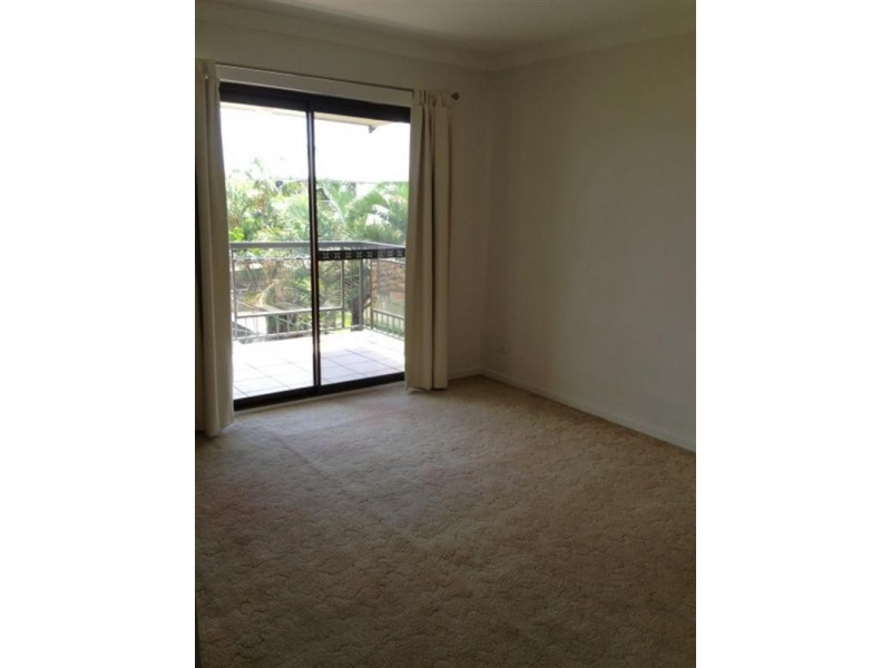 6/6 Nicklin Street, Coorparoo QLD 4151