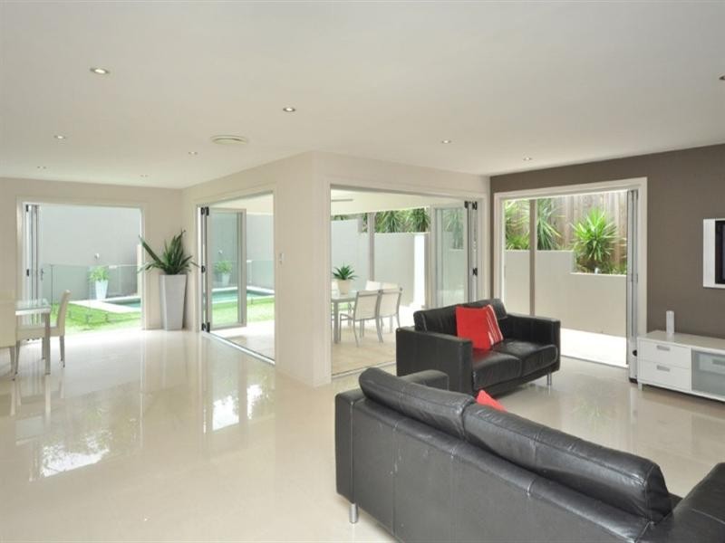 213 Ferguson Road, Seven Hills QLD 4170