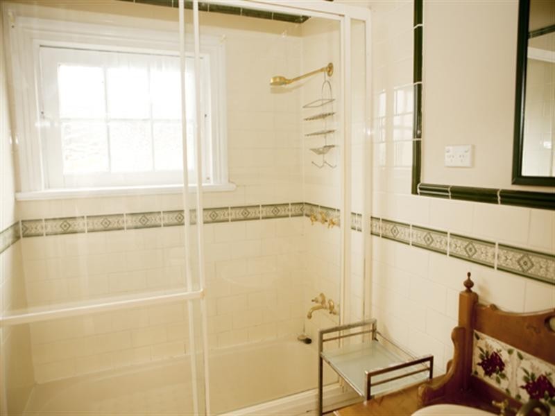 42 Geera Street, Coorparoo QLD 4151