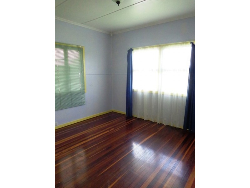 1 Blackwood Avenue, Cannon Hill QLD 4170