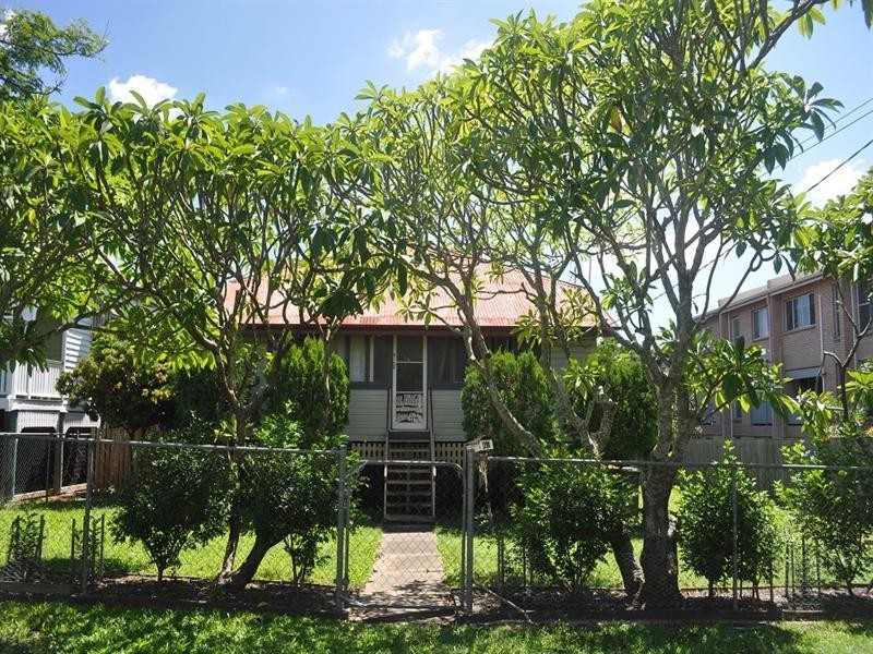 24 Haig Street, Coorparoo QLD 4151