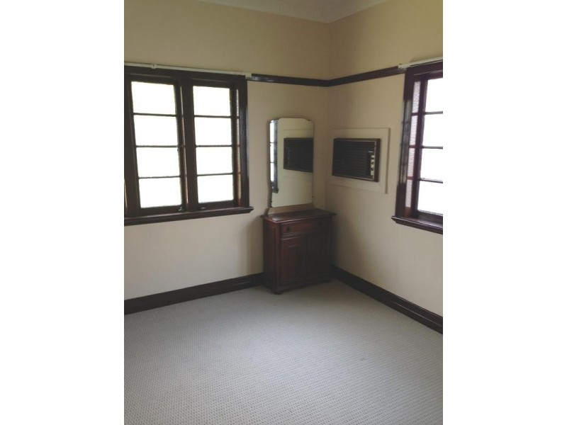 271 Chatsworth Road, Coorparoo QLD 4151