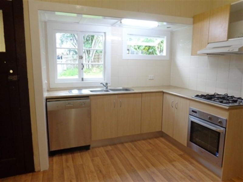 271 Chatsworth Road, Coorparoo QLD 4151