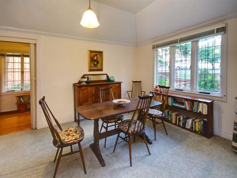 6 Letchworth Road, Coorparoo QLD 4151