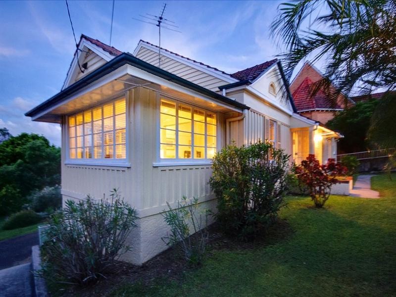 6 Letchworth Road, Coorparoo QLD 4151