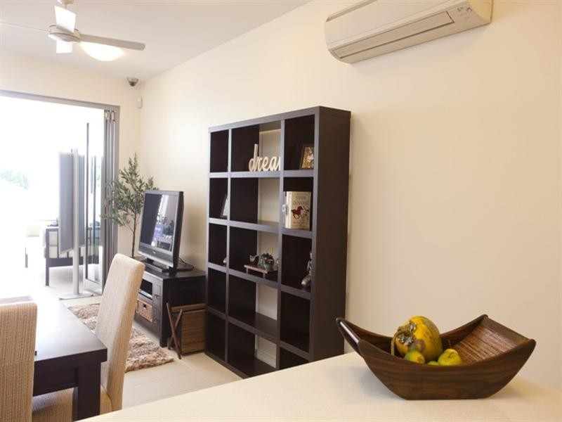 1/635 Logan Road, Greenslopes QLD 4120