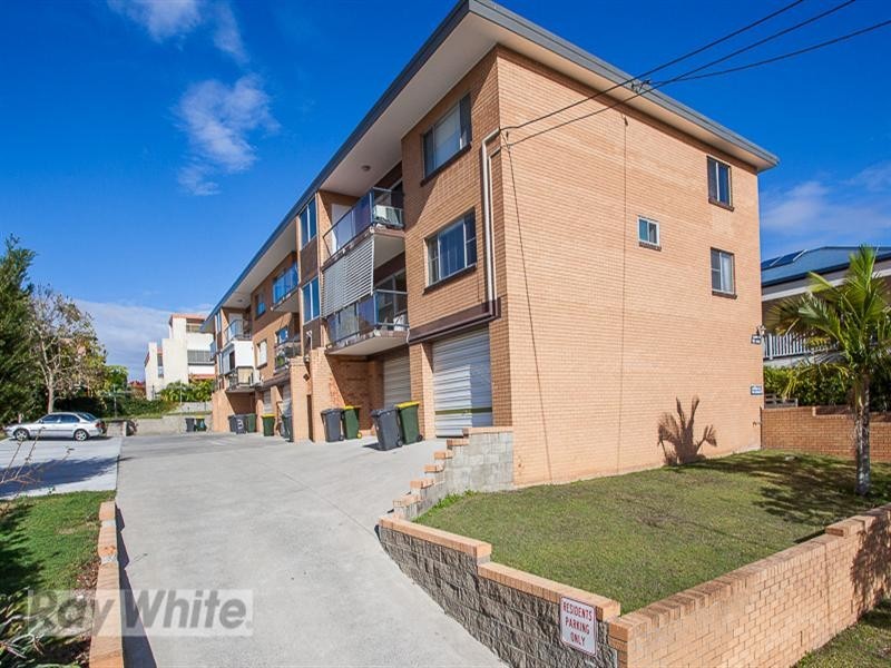 1/16 Rialto Street, Coorparoo QLD 4151