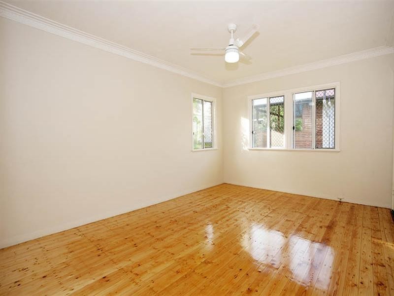 54 Nightingale Street, Mount Gravatt East QLD 4122