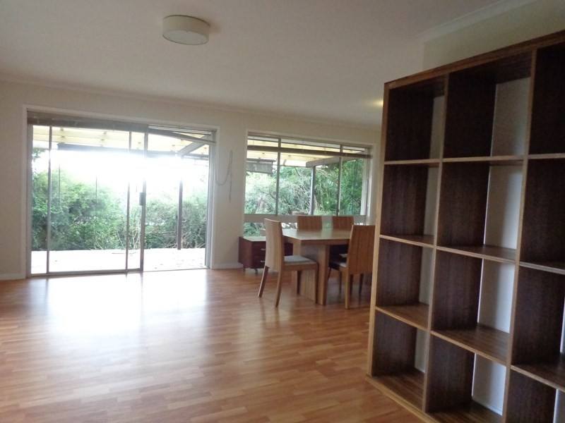 585 Cavendish Road, Coorparoo QLD 4151