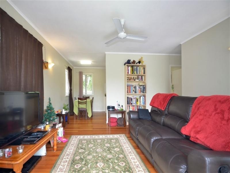 26 Miawela Street, Seven Hills QLD 4170