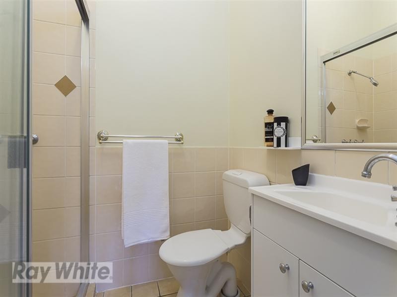 1/274 Cavendish Road, Coorparoo QLD 4151