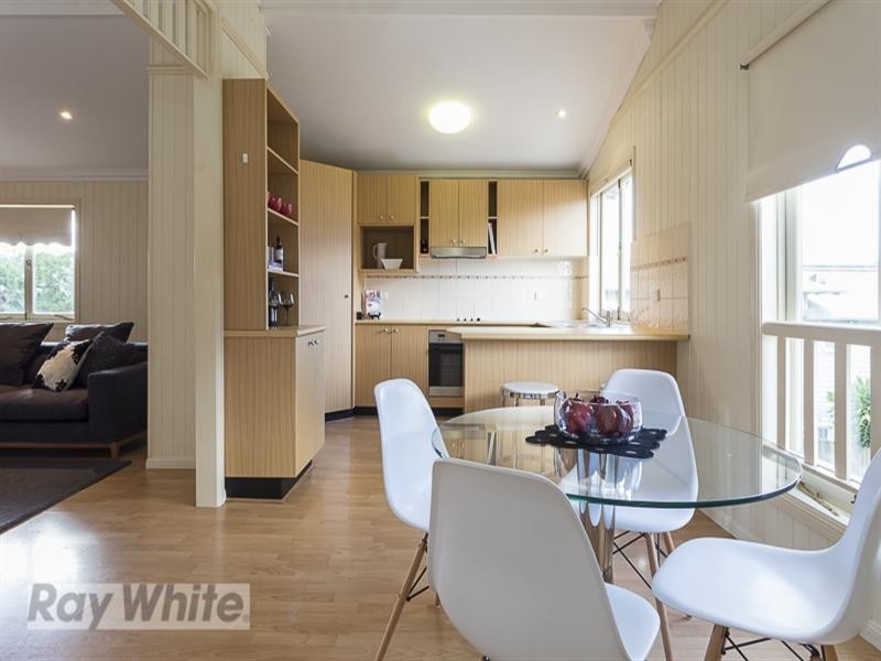 1/274 Cavendish Road, Coorparoo QLD 4151