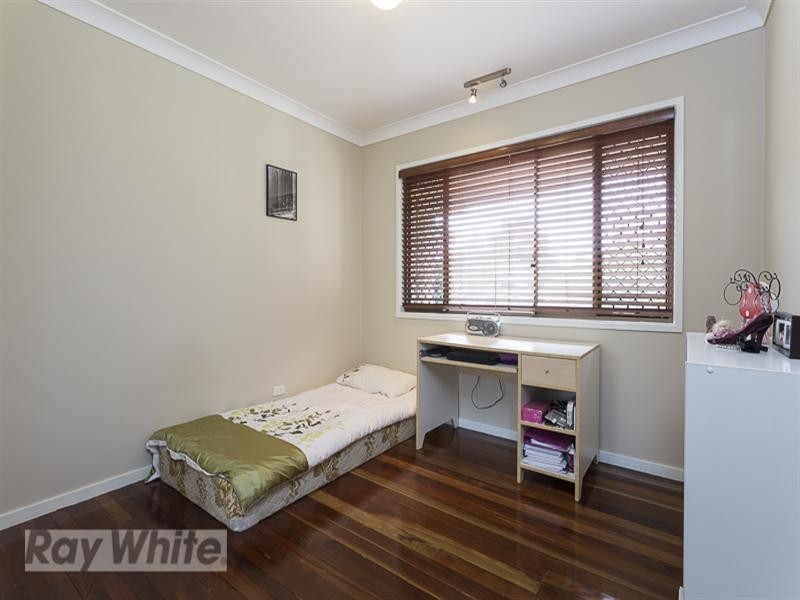 87 Indus Street, Camp Hill QLD 4152