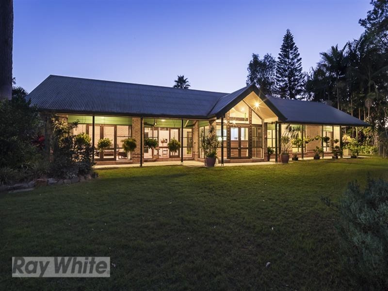 128 Goorari Street, Eight Mile Plains QLD 4113