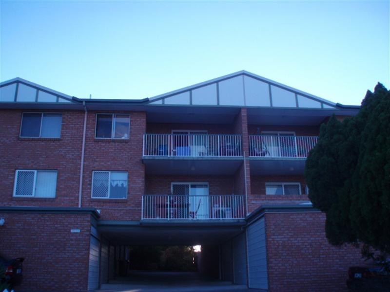 4/63 Shakespeare Street, Coorparoo QLD 4151