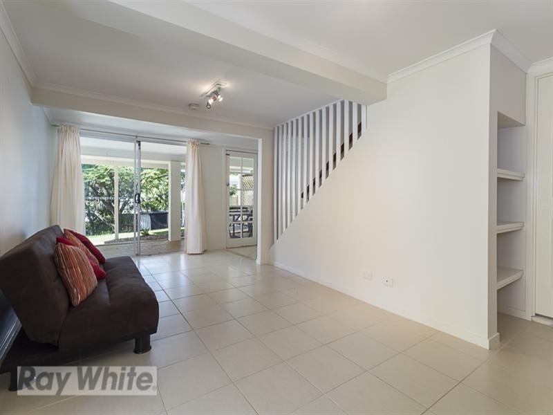 45 Clara Street, Camp Hill QLD 4152