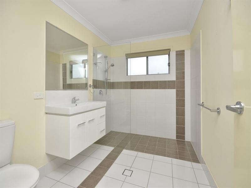 1/839 Old Cleveland Road, Carina QLD 4152