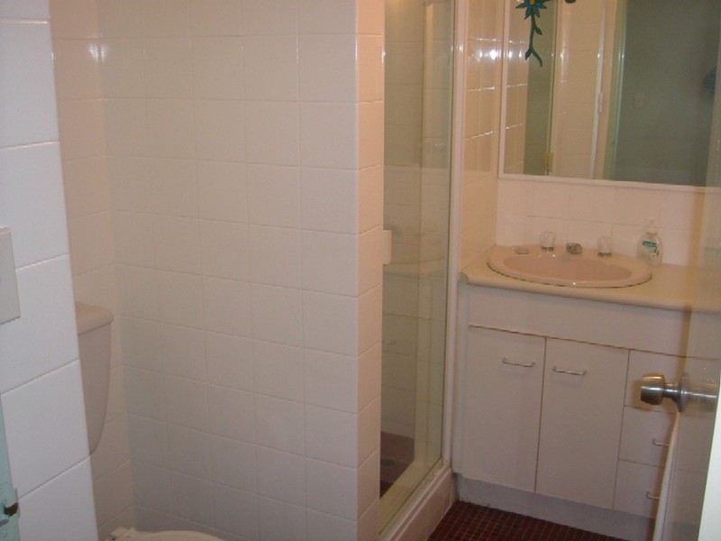 4/14 Nicklin Street, Coorparoo QLD 4151