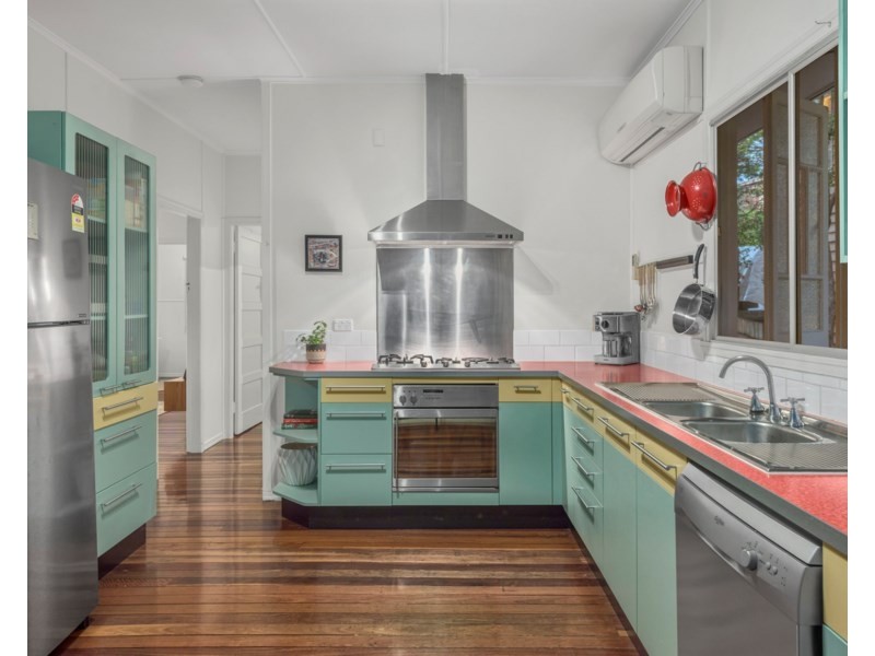 86 Lade Street, Coorparoo QLD 4151