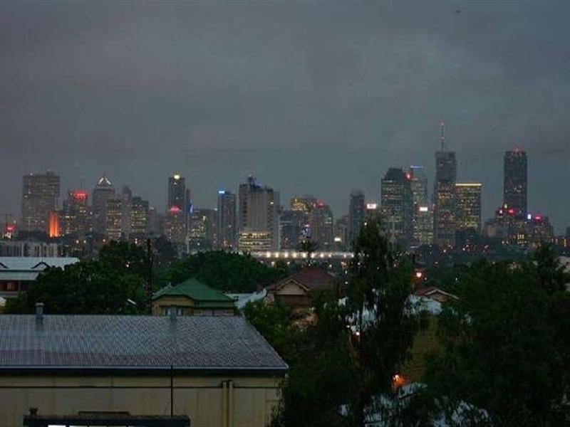 2/3 Curd Street, Greenslopes QLD 4120