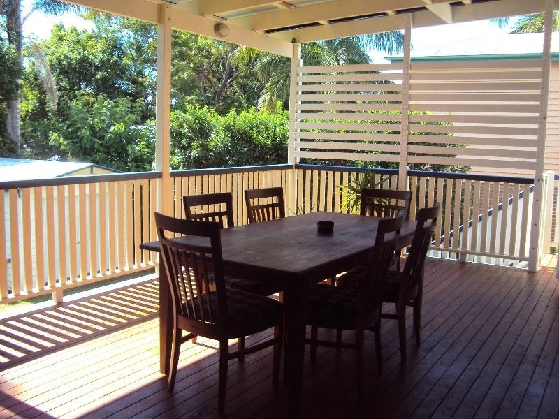 33 Headford Street, Greenslopes QLD 4120