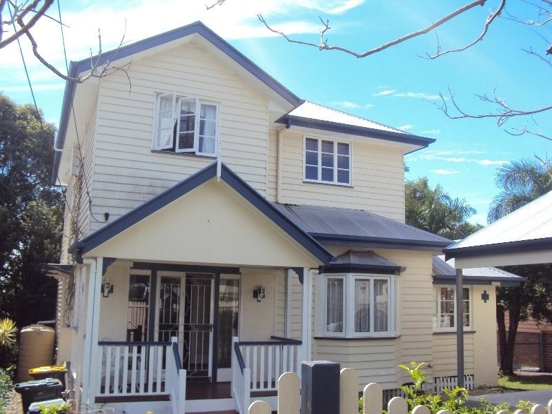 33 Headford Street, Greenslopes QLD 4120