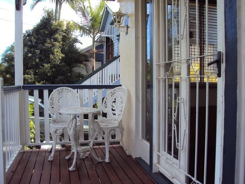 33 Headford Street, Greenslopes QLD 4120