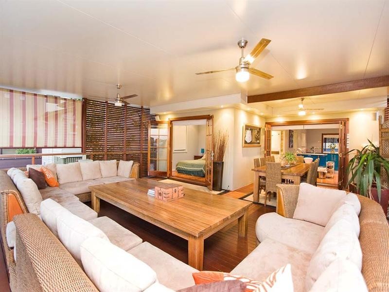 578 Old Cleveland Road, Camp Hill QLD 4152