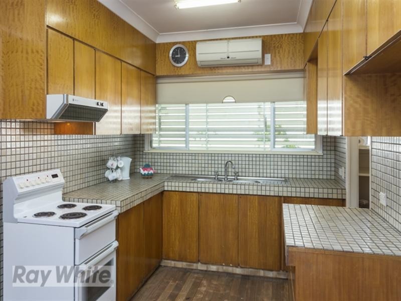 25 Blackwood Avenue, Cannon Hill QLD 4170