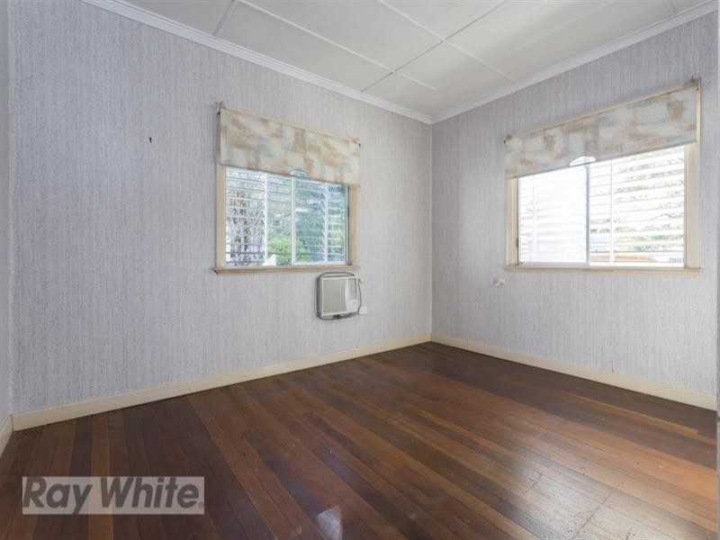 25 Blackwood Avenue, Cannon Hill QLD 4170